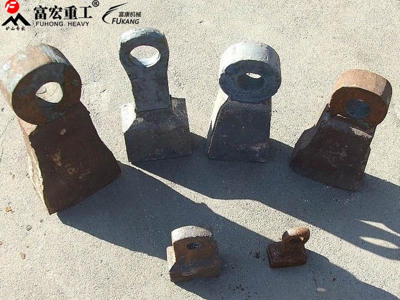 錘式移動破碎機高效高產(chǎn)廠家有妙招 錘式移動破碎機高效高產(chǎn)廠家有妙招