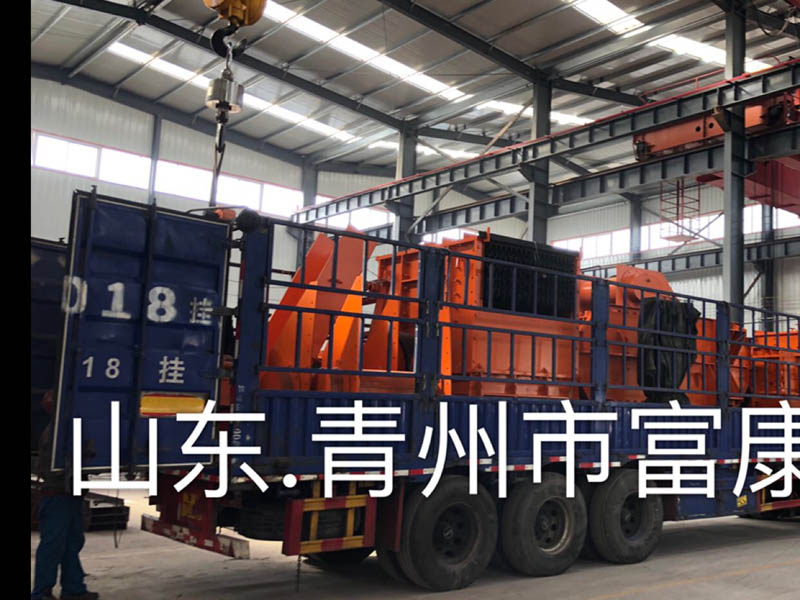 移動(dòng)石子破碎機(jī) 移動(dòng)石子破碎機(jī)