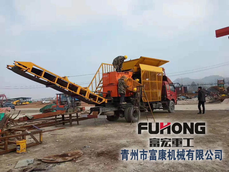 移動(dòng)石子破碎機(jī) 移動(dòng)石子破碎機(jī)