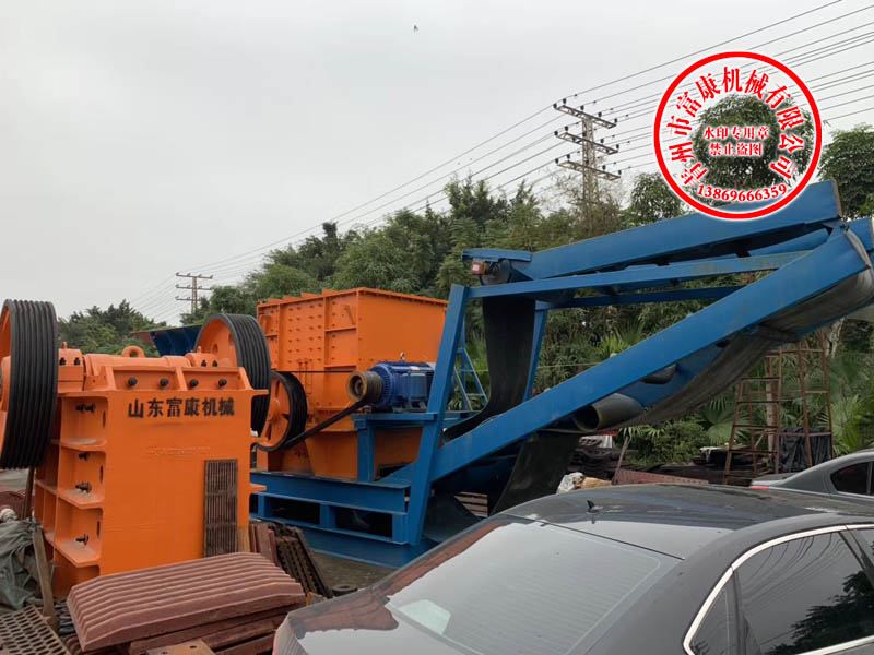 移動方箱式破碎機 移動方箱式破碎機