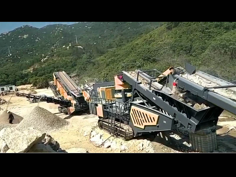 履帶移動(dòng)破碎篩分站 履帶移動(dòng)破碎篩分站